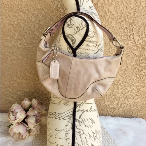 Coach Cream shoulder hobo bag - Picture 3 of 5